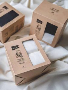 T-shirt Product photography in China box